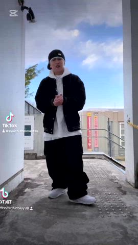 「アイテム（ヘアアクセサリー）」を使った、龍一 (The Loveless)®︎さん（メンズ・168cm）の冬コーディネート