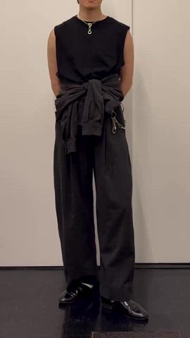 「アイテム（ブローチ/コサージュ）」を使った、Kentoさん（メンズ・175cm）の春コーディネート