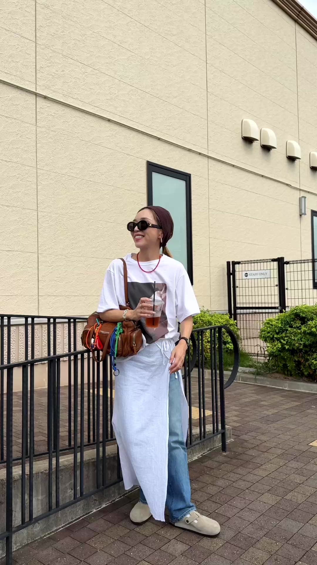 BIRKENSTOCKのアイテムを使った「フォトT」の人気ファッション